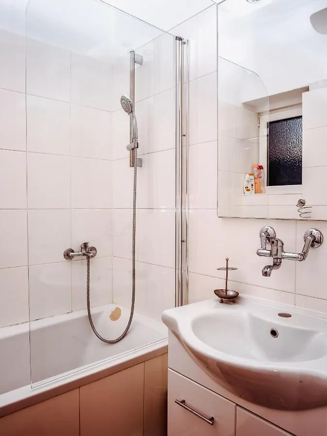 Wohnen Im Herzen Von Wien At The Waterfront Apartment Vienna